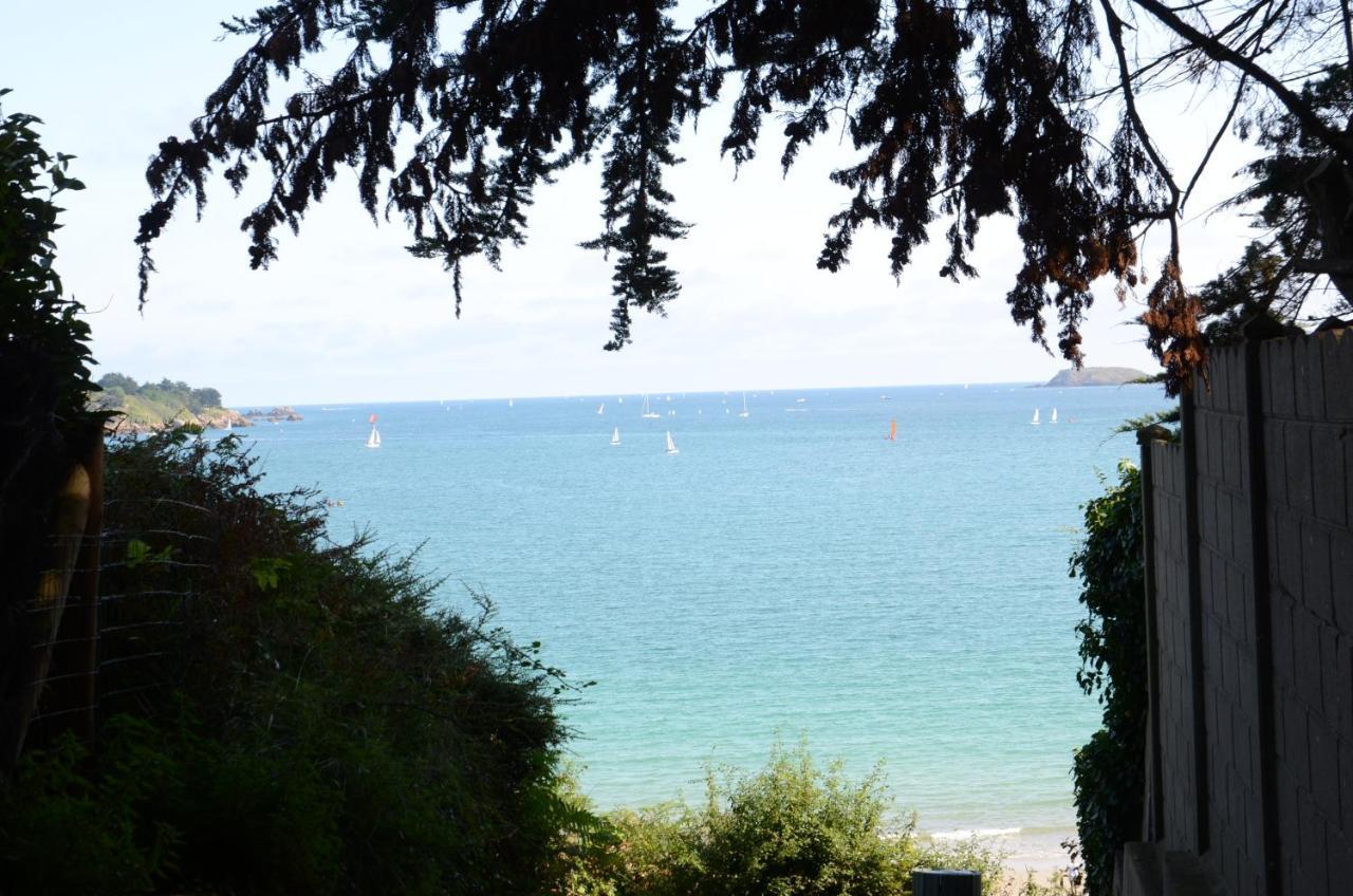 Bleu Outremer Saint-Cast-le-Guildo Bagian luar foto